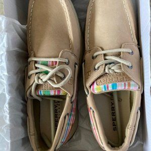 New Sperry Original Boat Shoe- Nubuck Big Girls size 4 women size 6